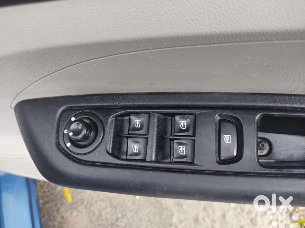 Renault Triber Rxt, 2019, Petrol