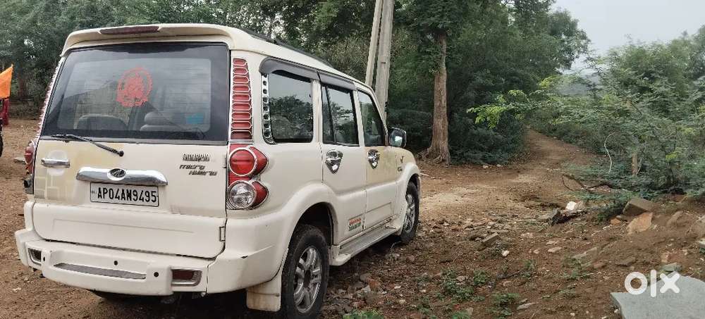 Good Condition Scorpio Vlx 2 Airbags Insurance Ok Tyres Okay Chill A/c