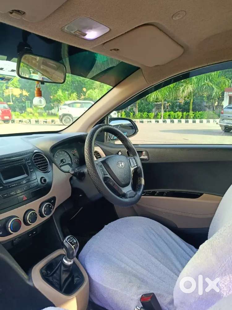Hyundai Grand I10 Sportz 2015