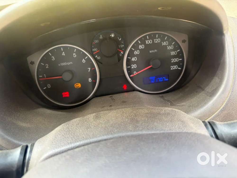 Hyundai I20 Crdi Petrol 2010 Car