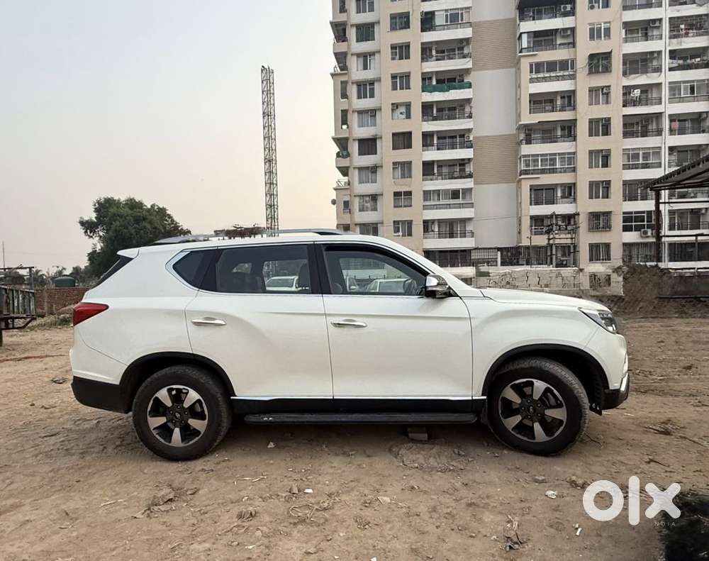 Mahindra Alturas G4 4x4 At, 2022, Diesel