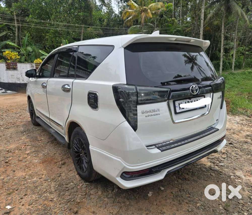 Toyota Innova Crysta [2020-ongoing] 2.4 Zx 7 Str, 2022, Petrol
