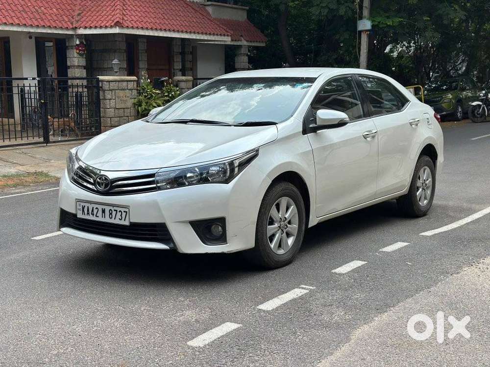 Toyota Corolla Altis 1.8 G, 2017, Petrol