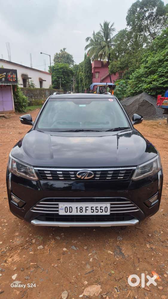 Mahindra Xuv300 W8 Option, 2019, Petrol