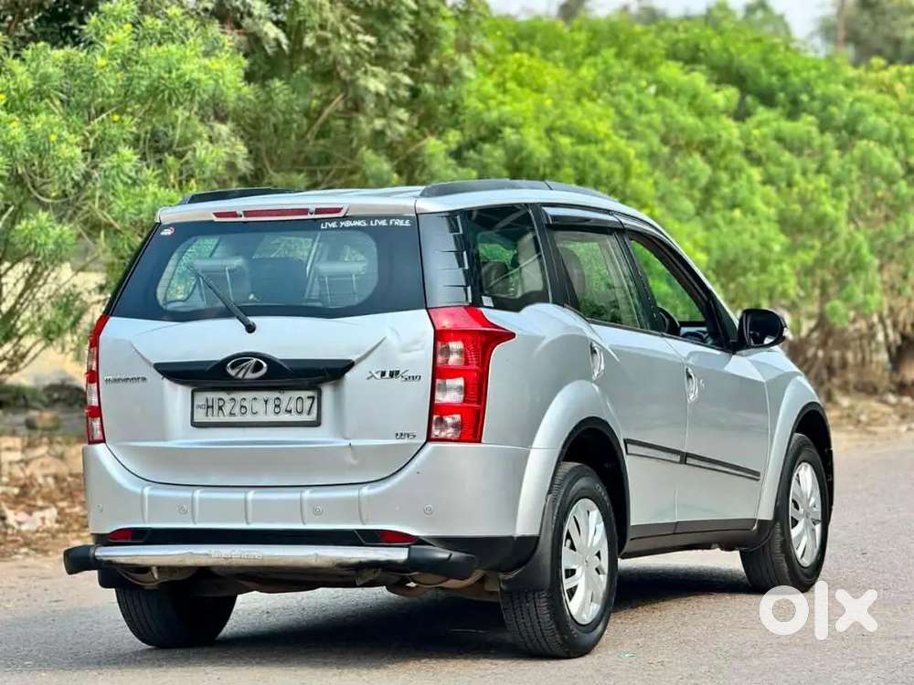 Car In Pondy Mahindra Xuv500 2016 Diesel Well Maintained