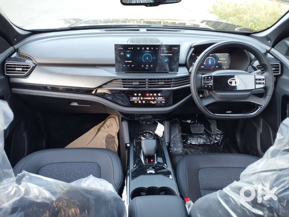Tata Safari Accomplished X Plus 7 Str Dark Edition At, 2025, Diesel