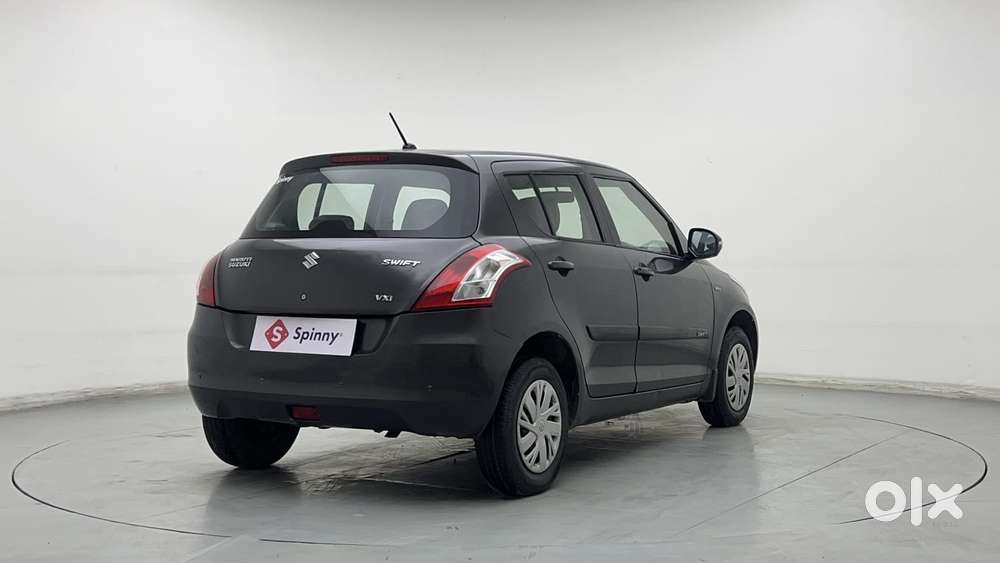 Maruti Suzuki Swift Vxi Optional, 2016, Petrol