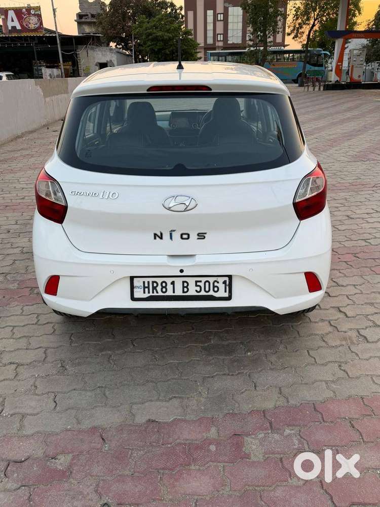 Hyundai Grand Nios Magna Plus Petrol 2022 Nov Owner 1st Km. 52000