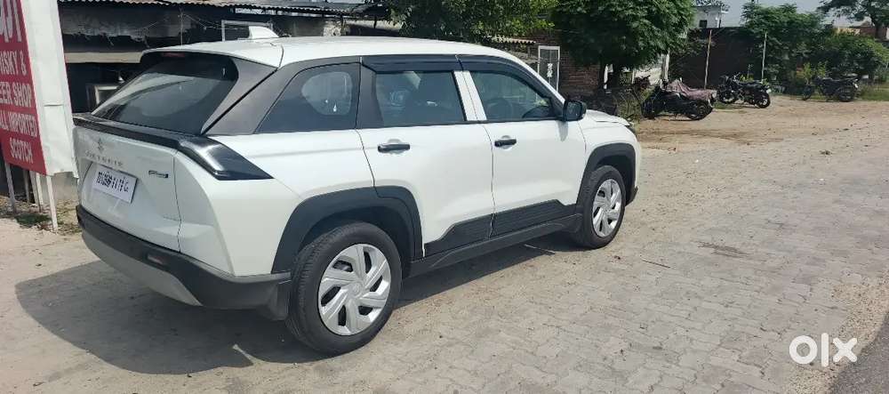 Maruti Suzuki Victoris Petrol 2026