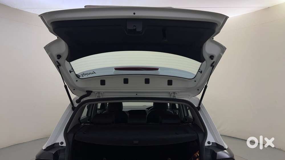 Volkswagen Taigun Topline 1.0 Tsi At (electric Seats), 2023, Petrol