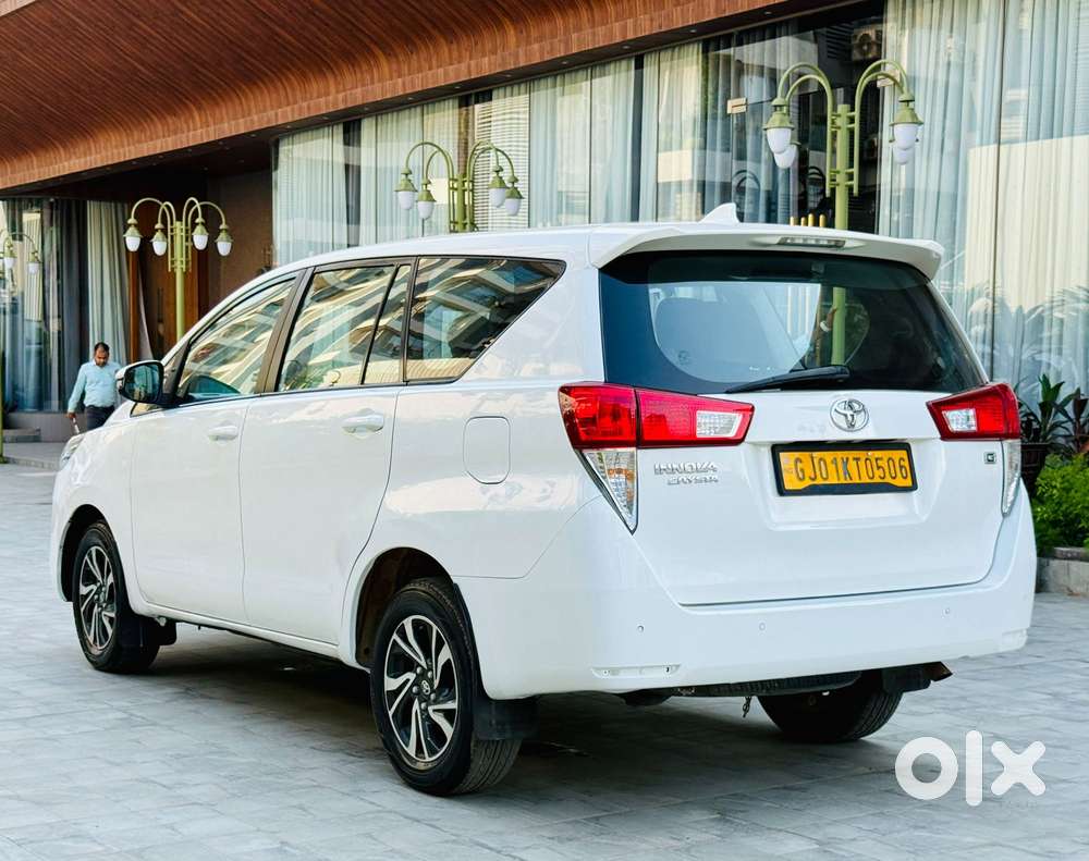 Toyota Innova Crysta 2.4 G Mt, 2022, Diesel