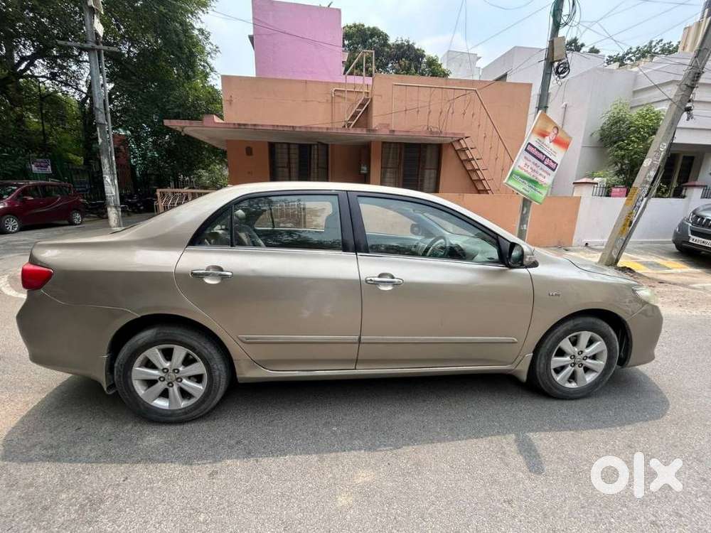 Toyota Corolla Altis 1.8g Limited, 2011, Petrol