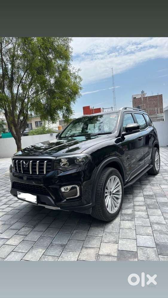 Mahindra Scorpio N Automatic Pb09