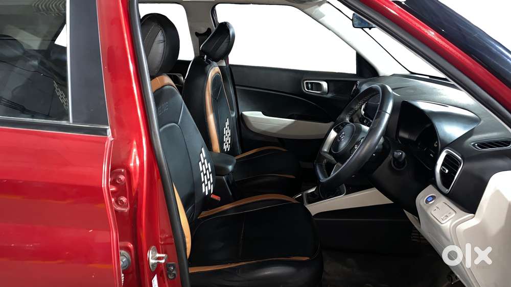 Hyundai Venue Sx Dual Tone Diesel, 2022, Diesel