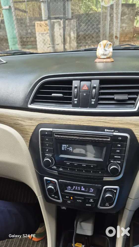 Maruti Suzuki Ciaz Smart Hybrid 2018 Petrol 61000 Km Driven