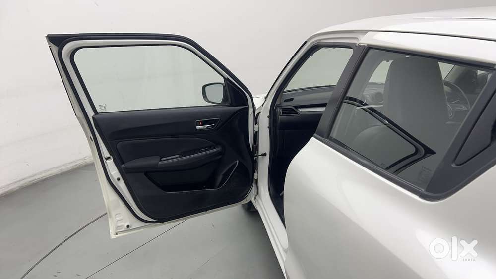 Maruti Suzuki Swift Vvt Vxi, 2022, Petrol