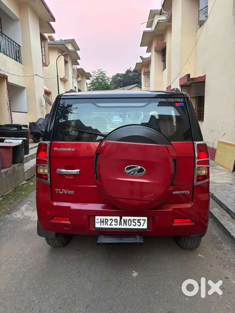 Mahindra Tuv 300 2016