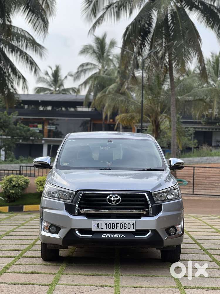 Toyota Innova Crysta 2.4 Gx Mt, 2016, Diesel