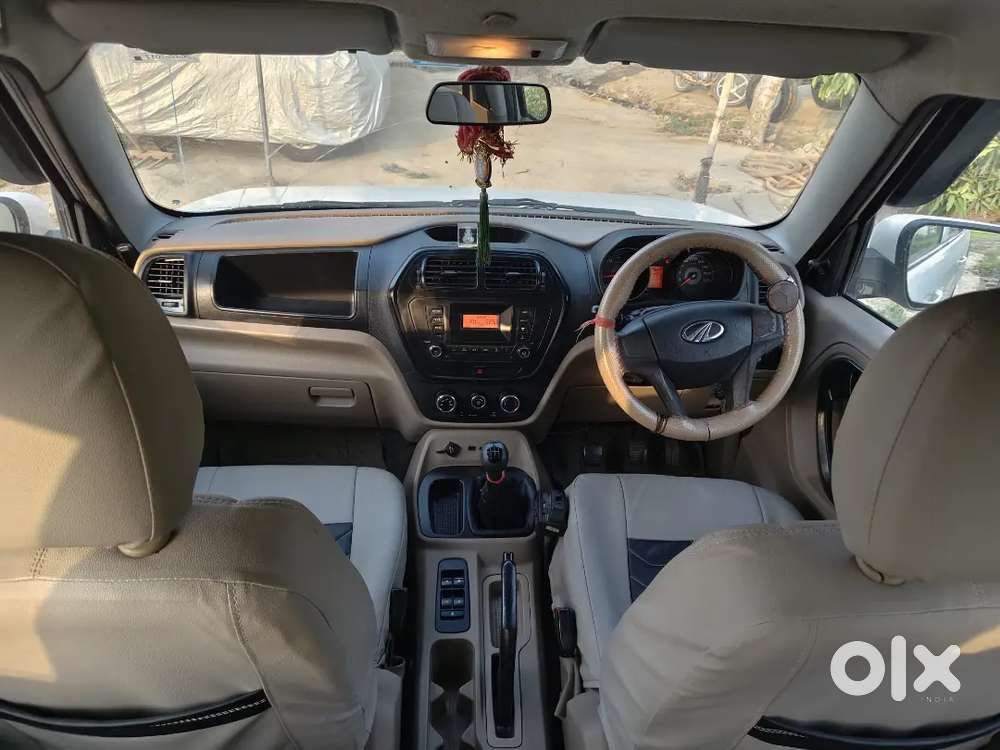 Mahindra Tuv 300 2017 Diesel Well Maintained