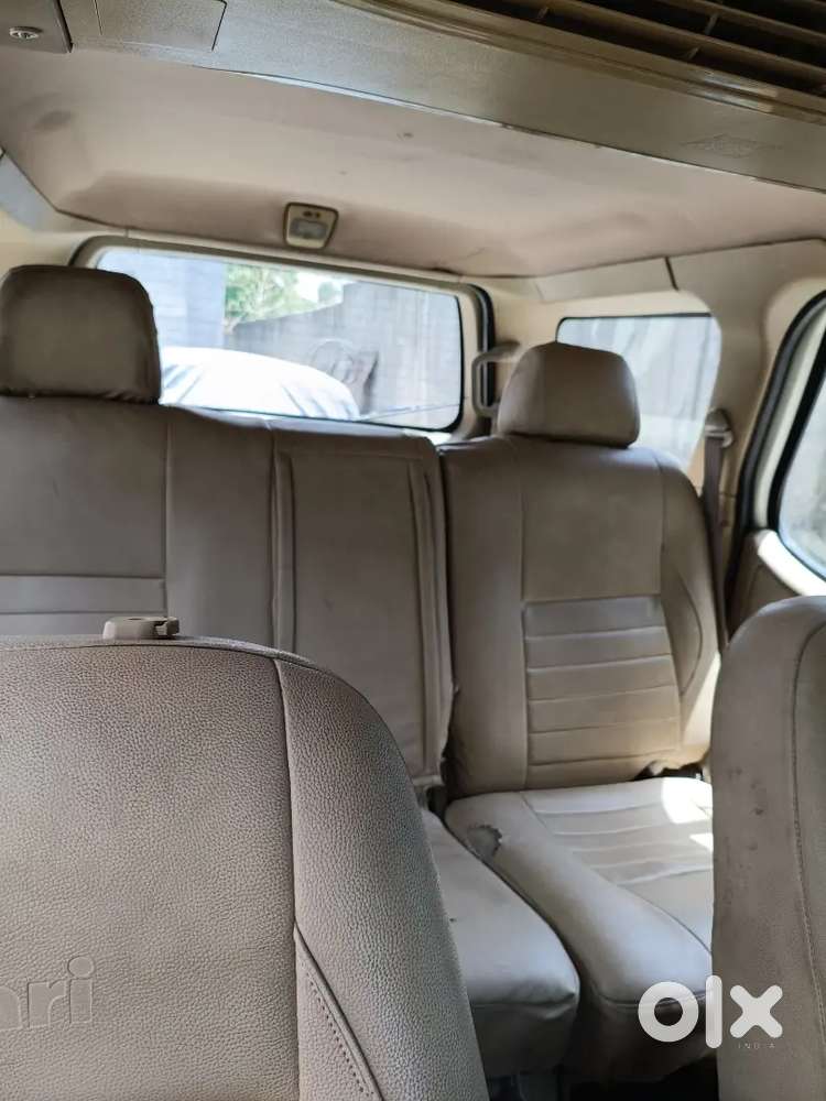 Tata Safari 2012