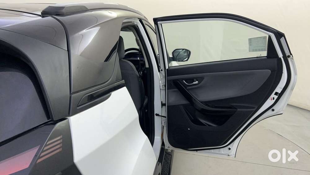Tata Nexon Fearless Plus S 1.5 Revotorq Diesel 6 Amt Dt, 2025, Diese..