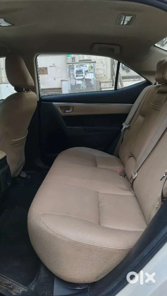 Toyota Corolla Altis 1.8 G, 2015, Petrol