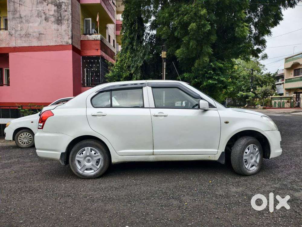 Maruti Suzuki Swift Dzire Lxi Option, 2011, Petrol
