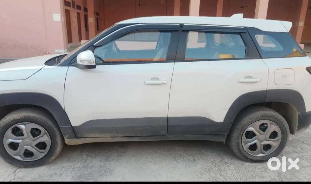 Maruti Suzuki Brezza 2023 Petrol 62000 Km Driven