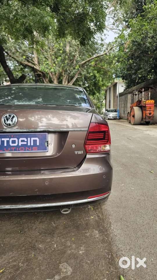 Volkswagen Vento 1.2 Tsi Highline At, 2017, Petrol