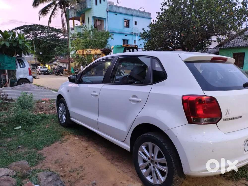Volkswagen Polo 2013 Petrol 99742 Km Driven