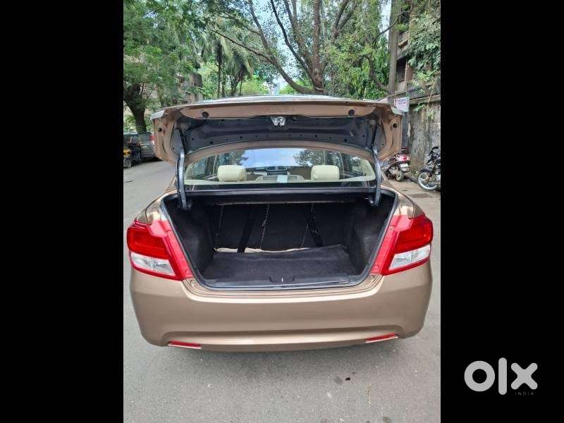 Maruti Suzuki Dzire 1.2 Vxi Amt, 2018, Petrol