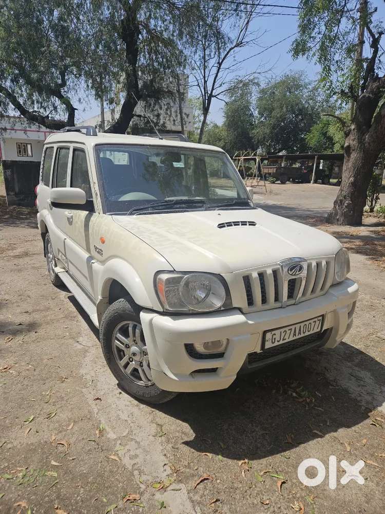 Mahindra Scorpio 2013 Diesel 98000 Km Driven