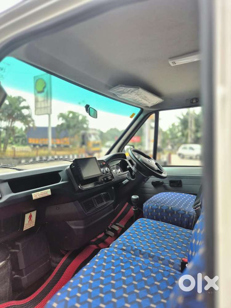 Tata Winger Luxury - Flat Roof (ac), 2026, Diesel