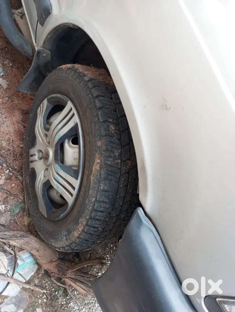 Maruti Suzuki 800 Petrol Manual 2005 Year