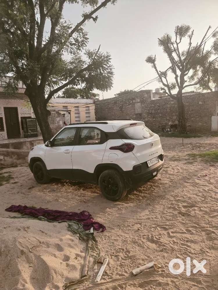 Tata Punch Adventure 2023