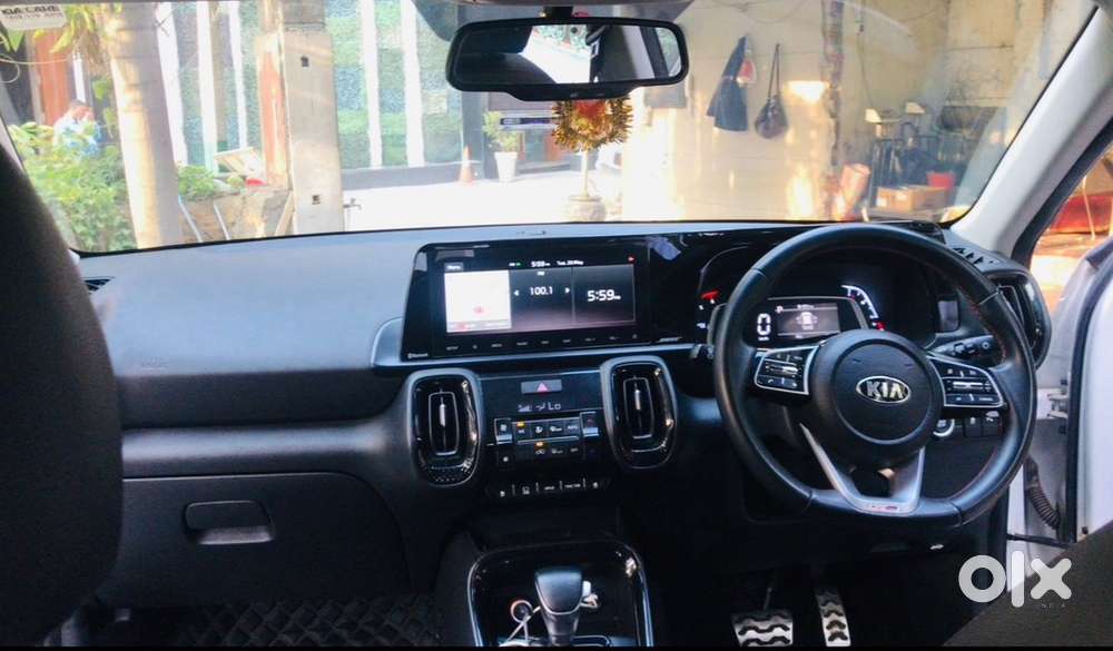 Kia Sonet 2021 Diesel Well Maintained