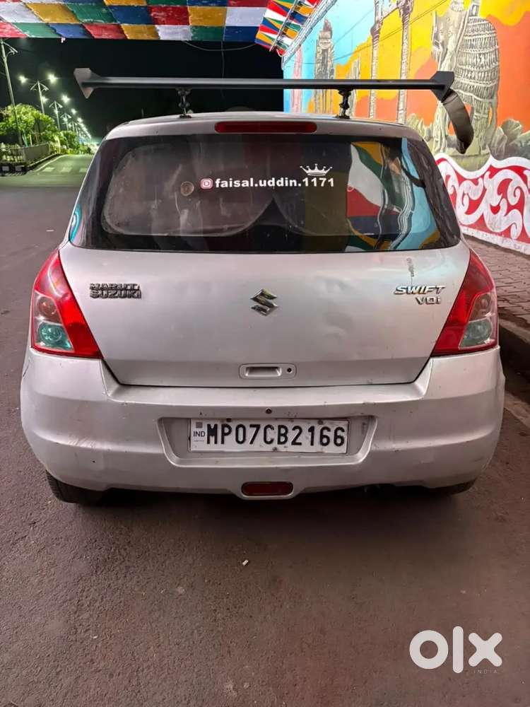 A 2009 Model Swift Car