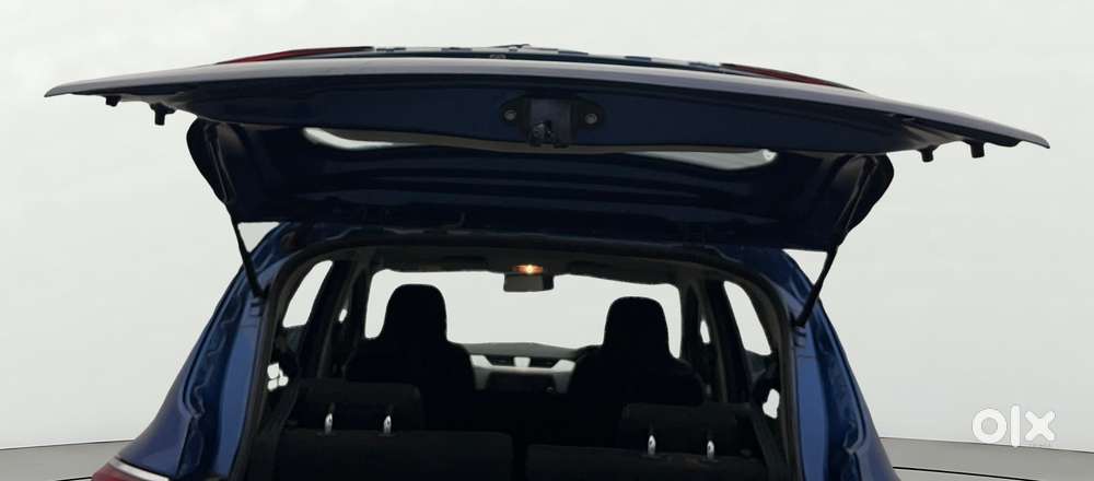 Renault Triber Rxz, 2020, Petrol