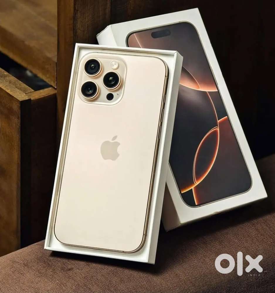 IPHONE 16PROMAX GOOD CONDITION WITH EARBUDS AND BOX AVAILABLE