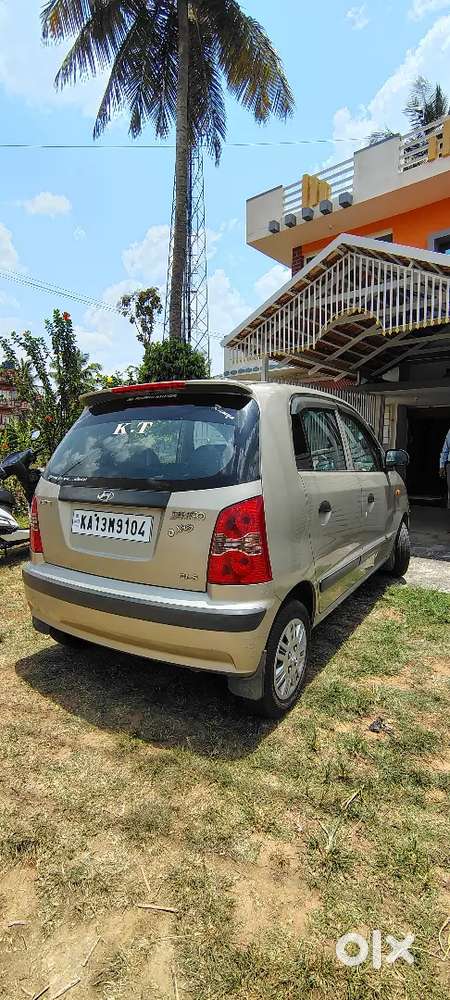Hyundai Santro 2011.