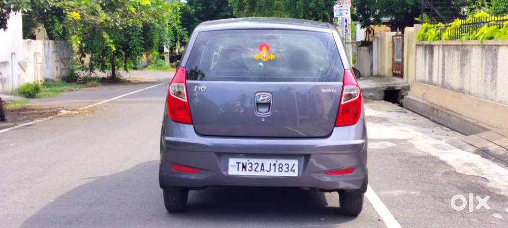 Hyundai I10 Sportz, 2016, Petrol