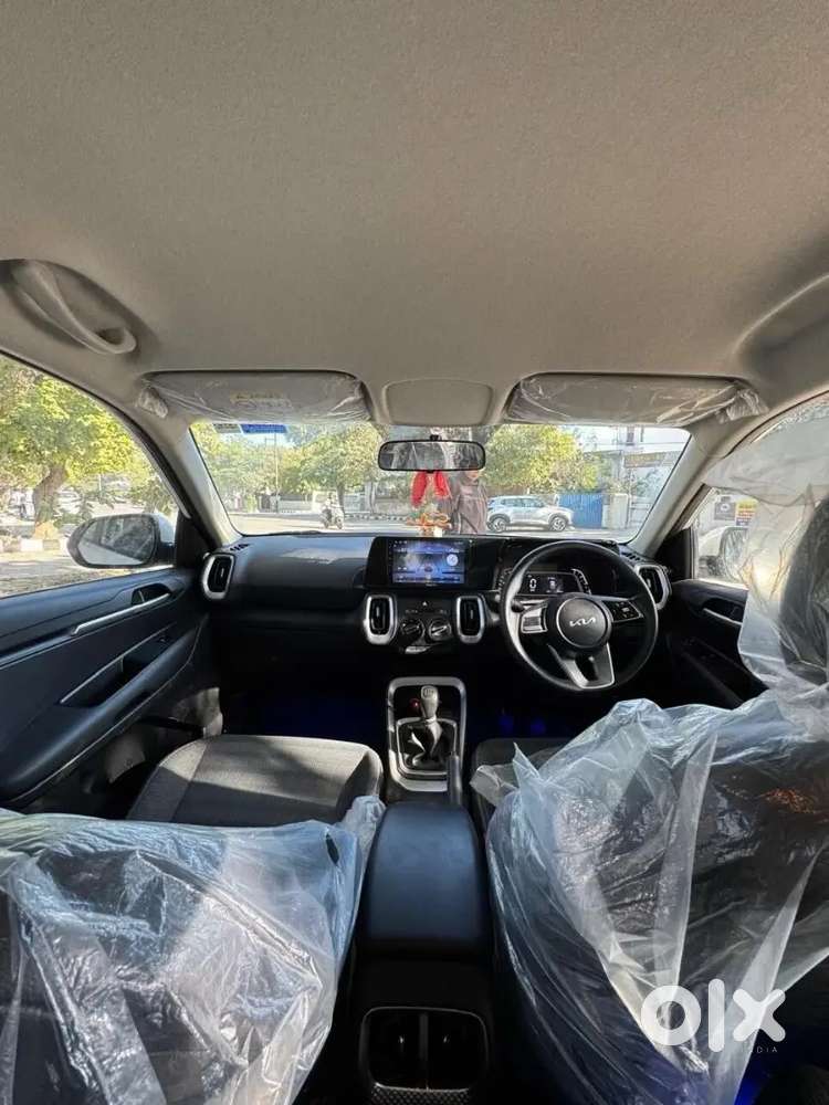Brand New Fully Maintained And Upgraded Kia Sonet