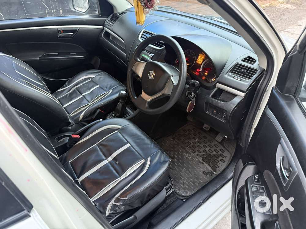 Maruti Suzuki Swift Vxi Abs Bsiv, 2013, Petrol