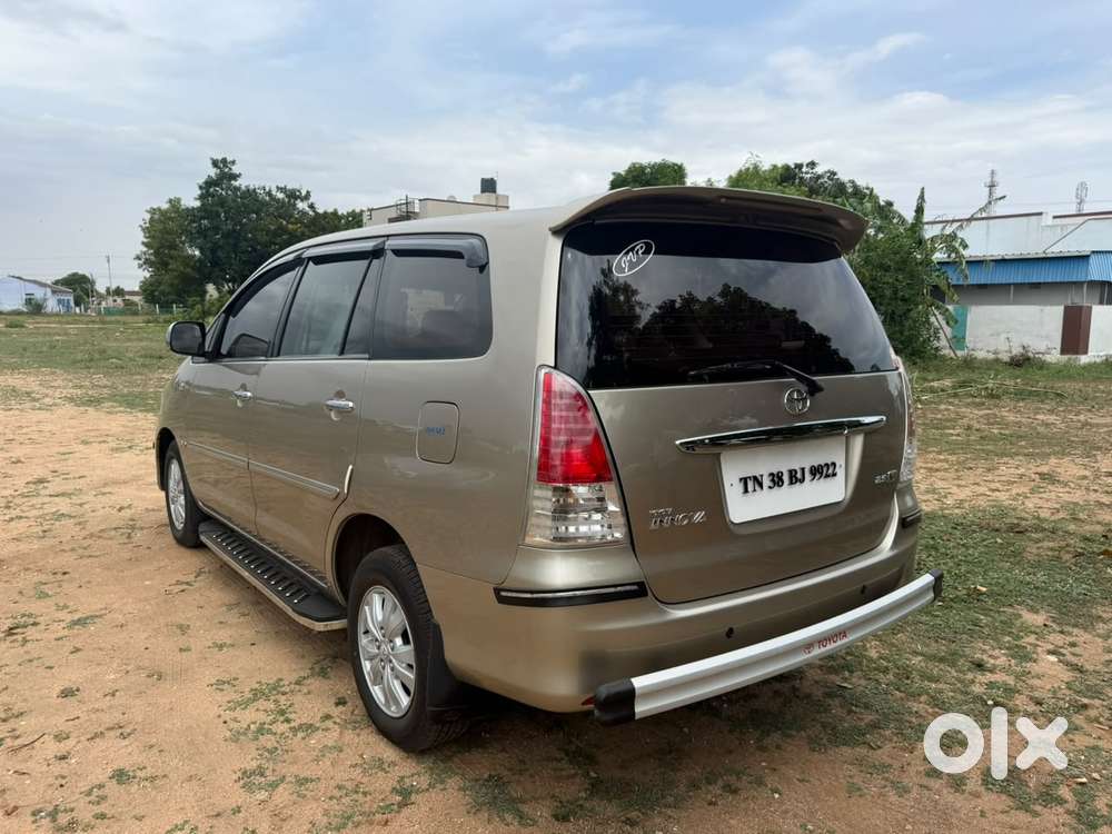 Toyota Innova 2.5 V 7 Str, 2011, Diesel