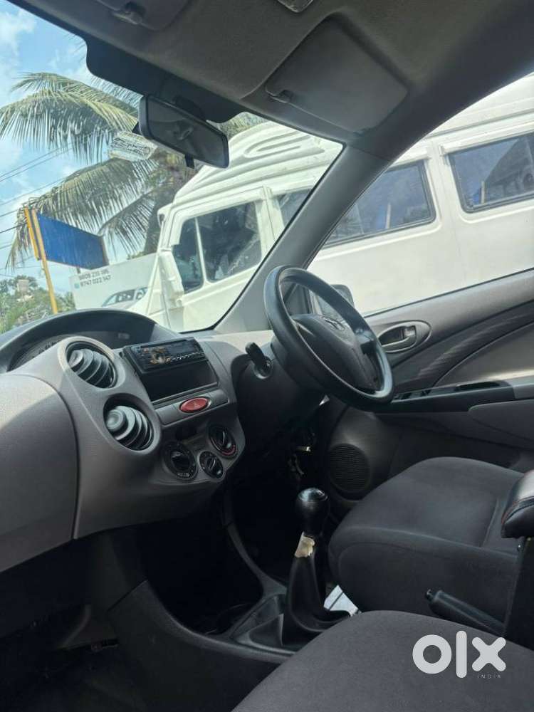 Toyota Etios 2010-2012 G, 2011, Petrol