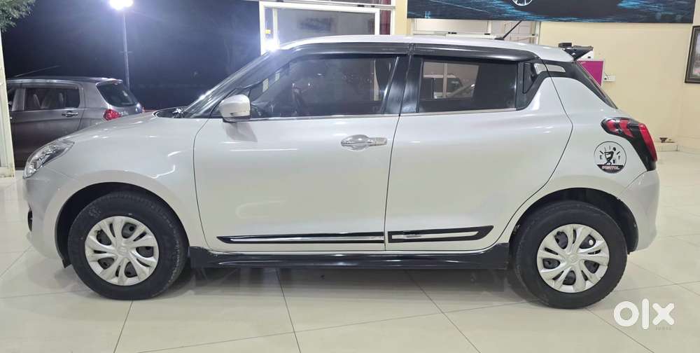 Maruti Suzuki Swift Vxi Deca, 2022, Petrol