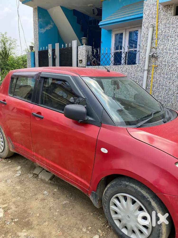 Swift For Sell Red Colour