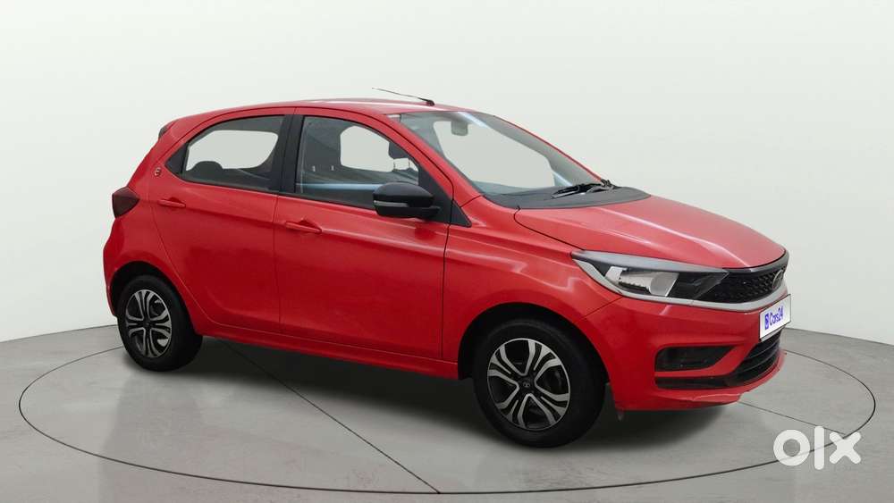Tata Tiago 1.2 Revotron Xta, 2024, Petrol