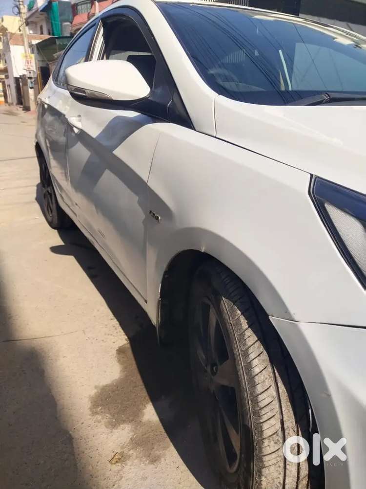 Price-focused: Urgent Sale: 2011 Hyundai Verna Fluidic Good Condition
