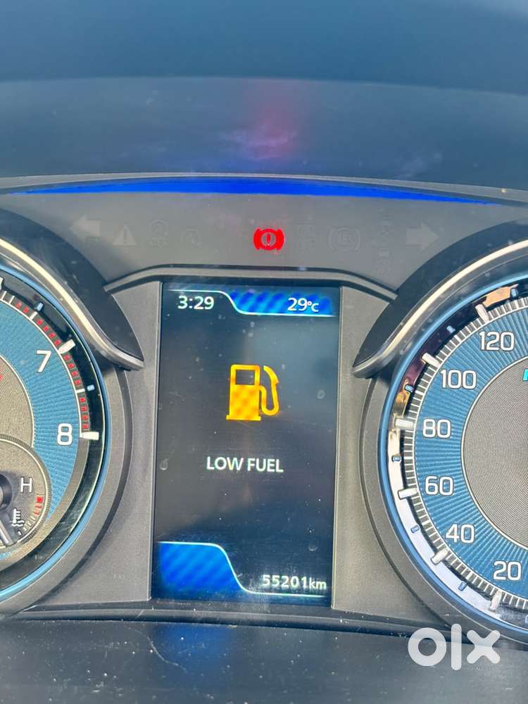 Maruti Suzuki Xl6 1.5 Zeta Mt, 2023, Petrol